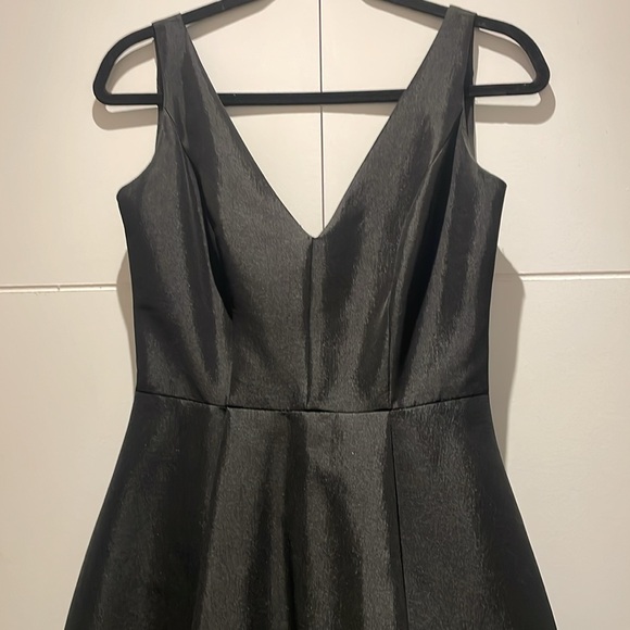 Betsy & Adam | Hi-Low Fit & Flare Dress | Size 6 Petite | Elegant Evening Look - Picture 4 of 7